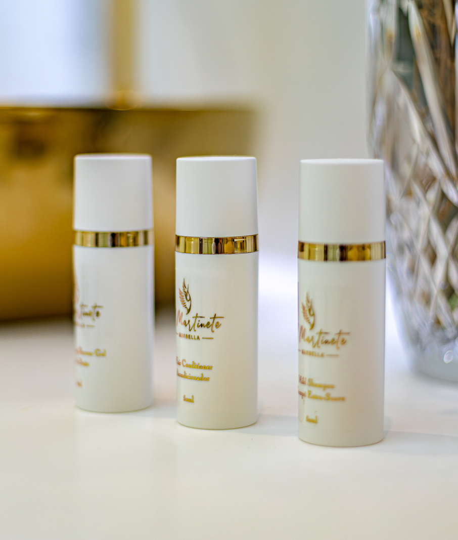 Housekeeping & Concierge